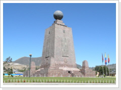 Mitad del Mundo - Quito